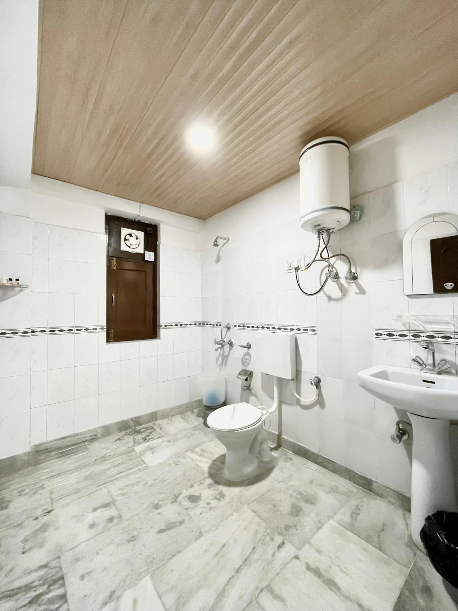 Hotel Rollingrang Kalpa Extérieur photo